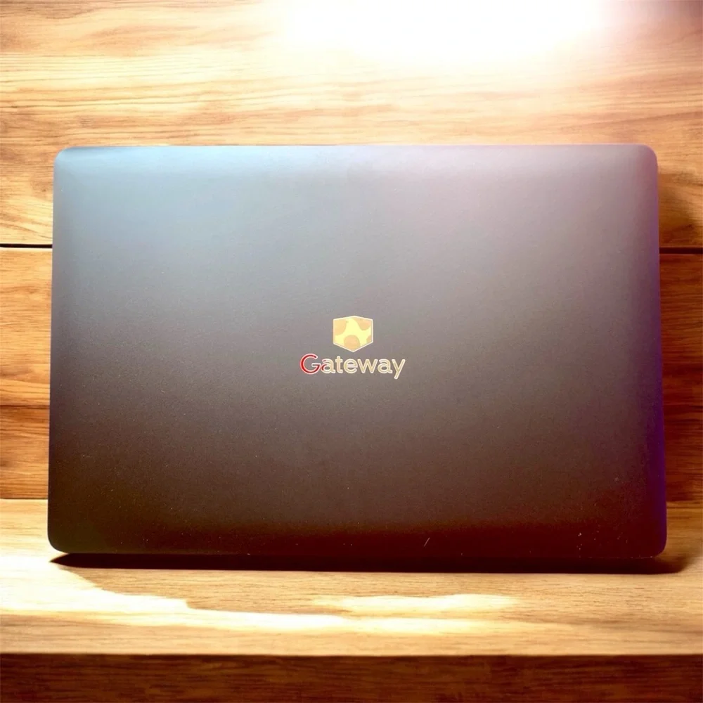 Gateway Laptop FHD 14.1 16 gb Ram 500gb Intel i5 Intel 11th Gen with Windows 11